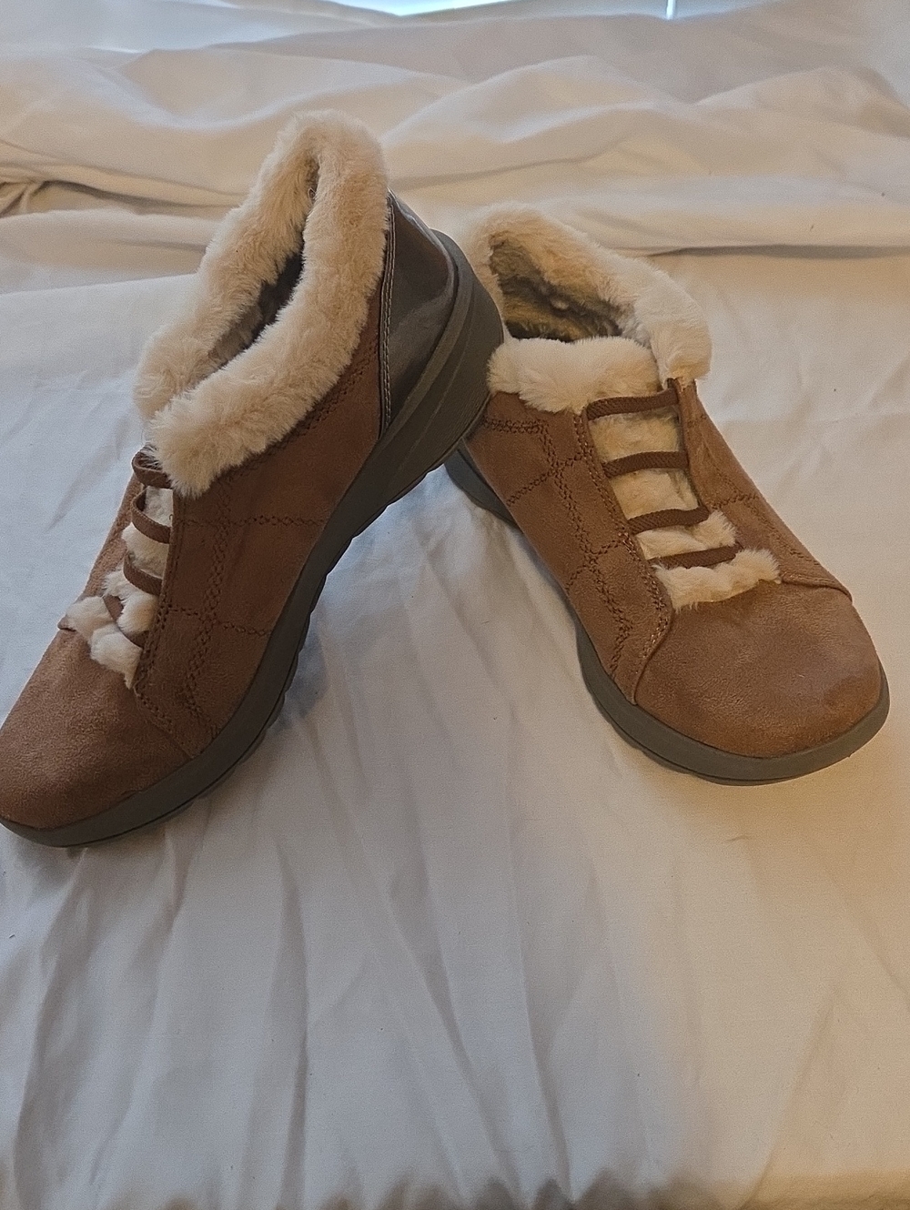Bzees Women's Tan Suede-Look Slip-On Slippers with Plush Cream Lining